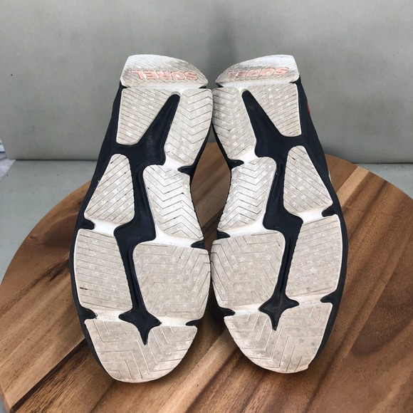 Sorel Gray and Brown Ankle Boots - Picture 7 of 8